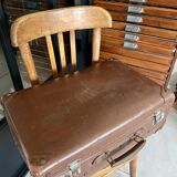 Former vintage suitcase "La Mondiale"