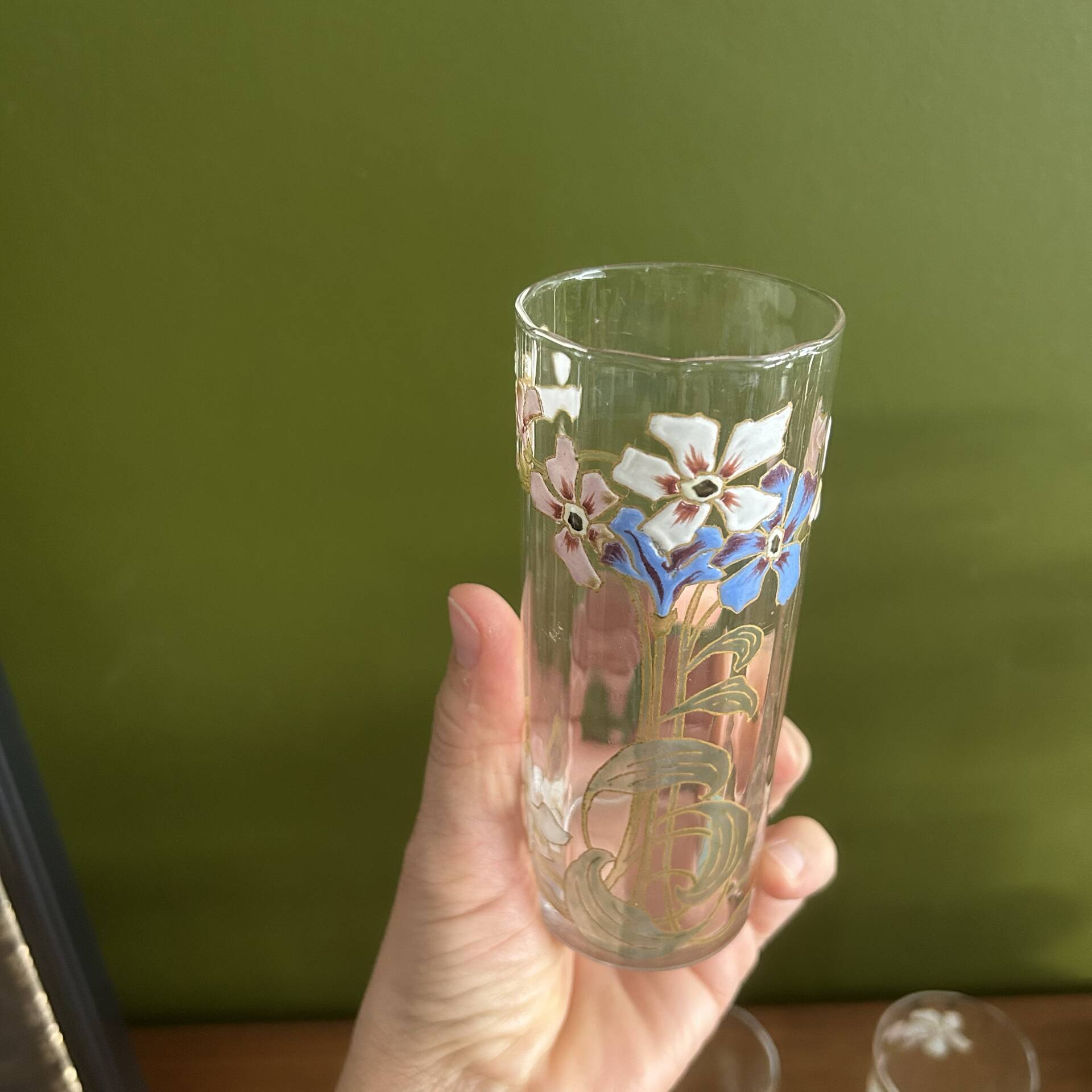 Set of carafe and 6 Legras glasses