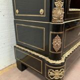 Vitrine d'apparat Napoléon III en bois noir et bronze ciselé doré XIX siècle