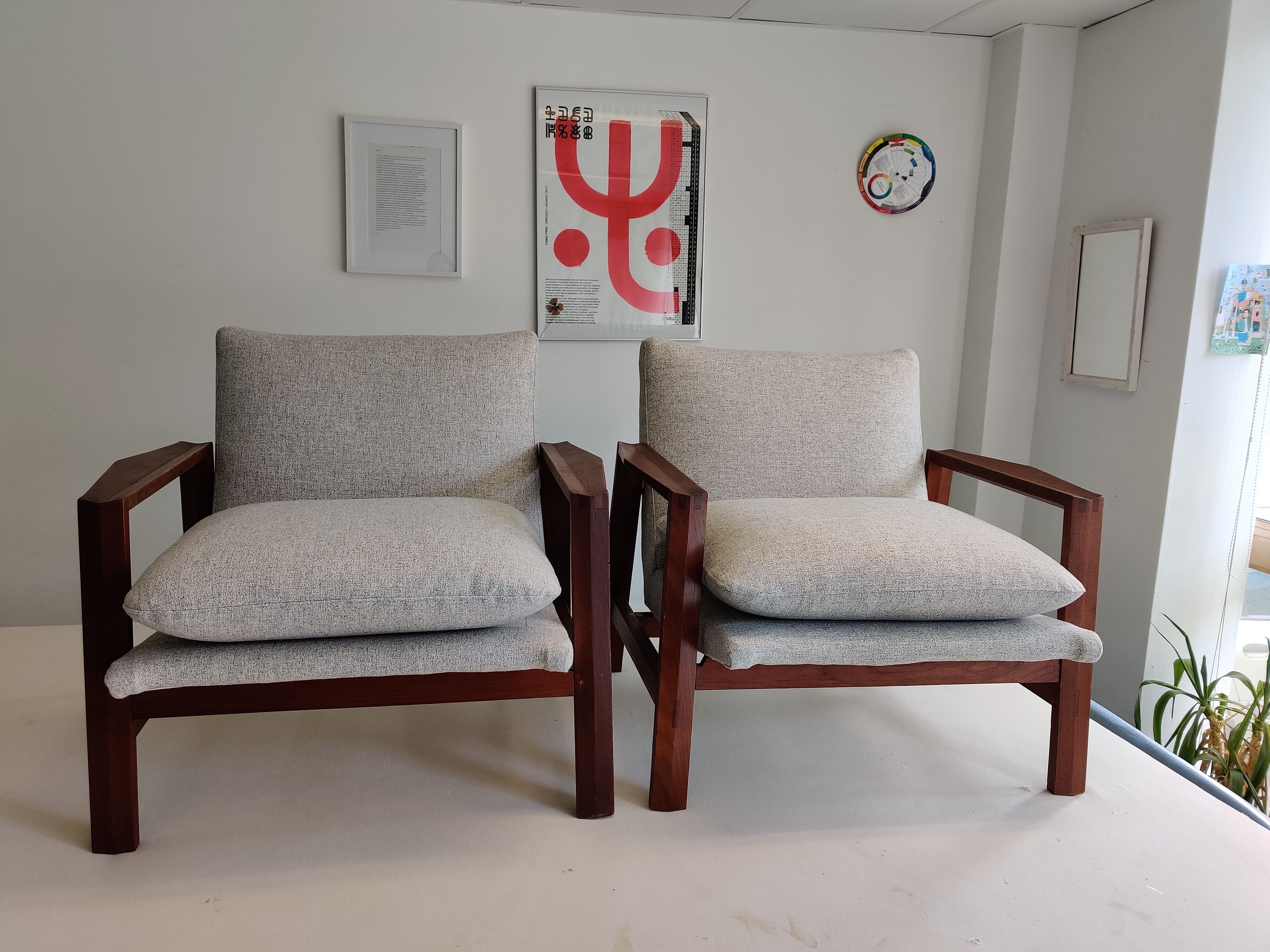 Paire de fauteuils scandinaves