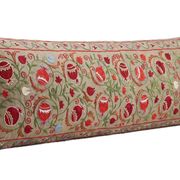 Housse de coussin vintage brodée