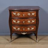 Small marquetry chest of drawers, Louis XV style – mid 19th century