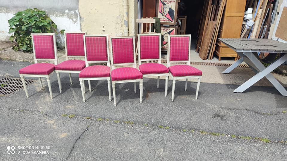 Set of 6 Louis XVI style chairs in matte white lacquer