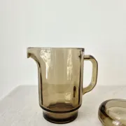 Vintage carafe with smoked glass lid '70s/'80s - Arcoroc France