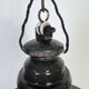 Lampe à suspension industrielle allemande en émail noir avec couvercle en verre, années 1930