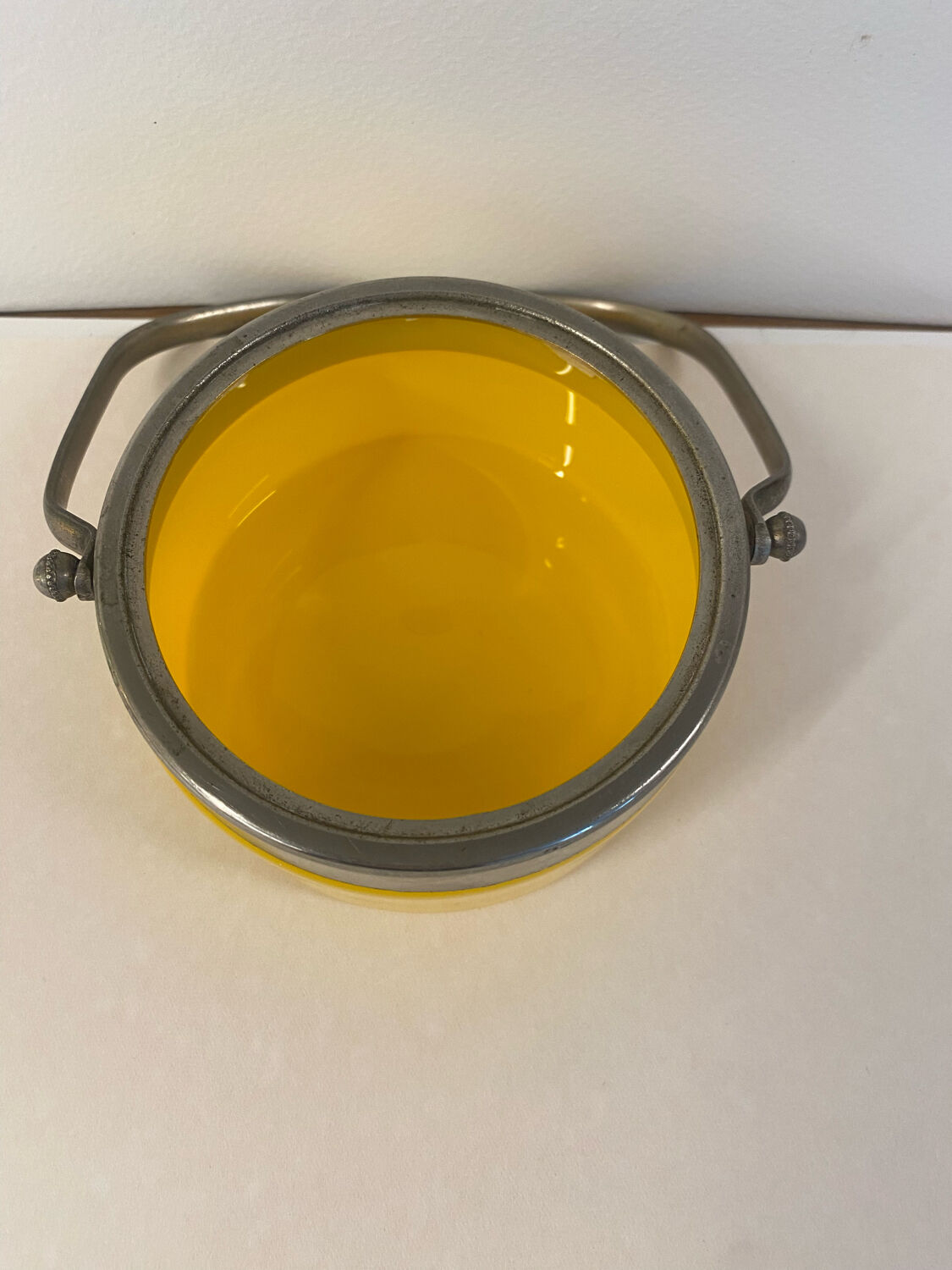 Vide poche jaune années 70