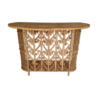 Peacock rattan bar