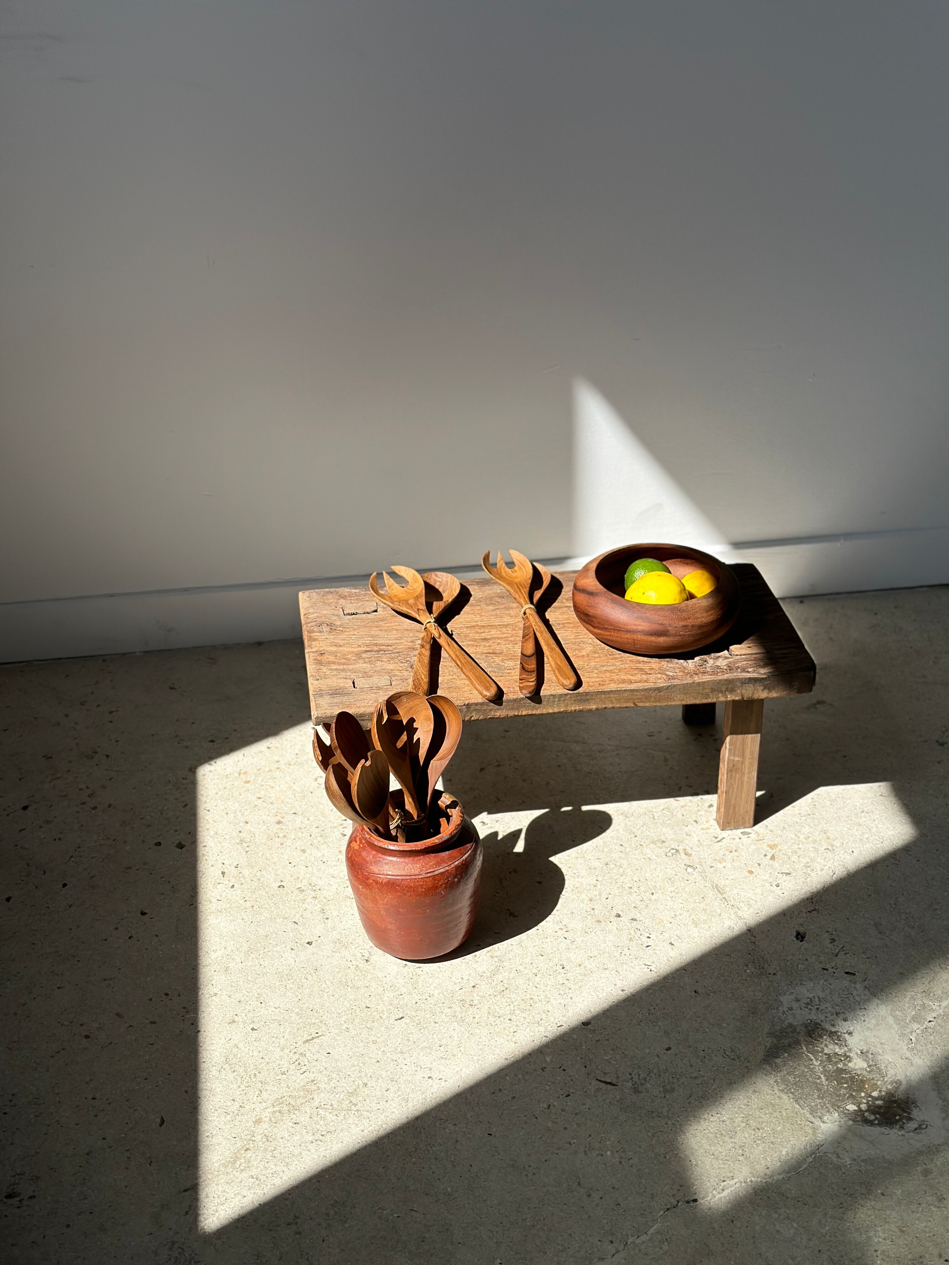 Bowl or monoxyl teak cut d:25.5