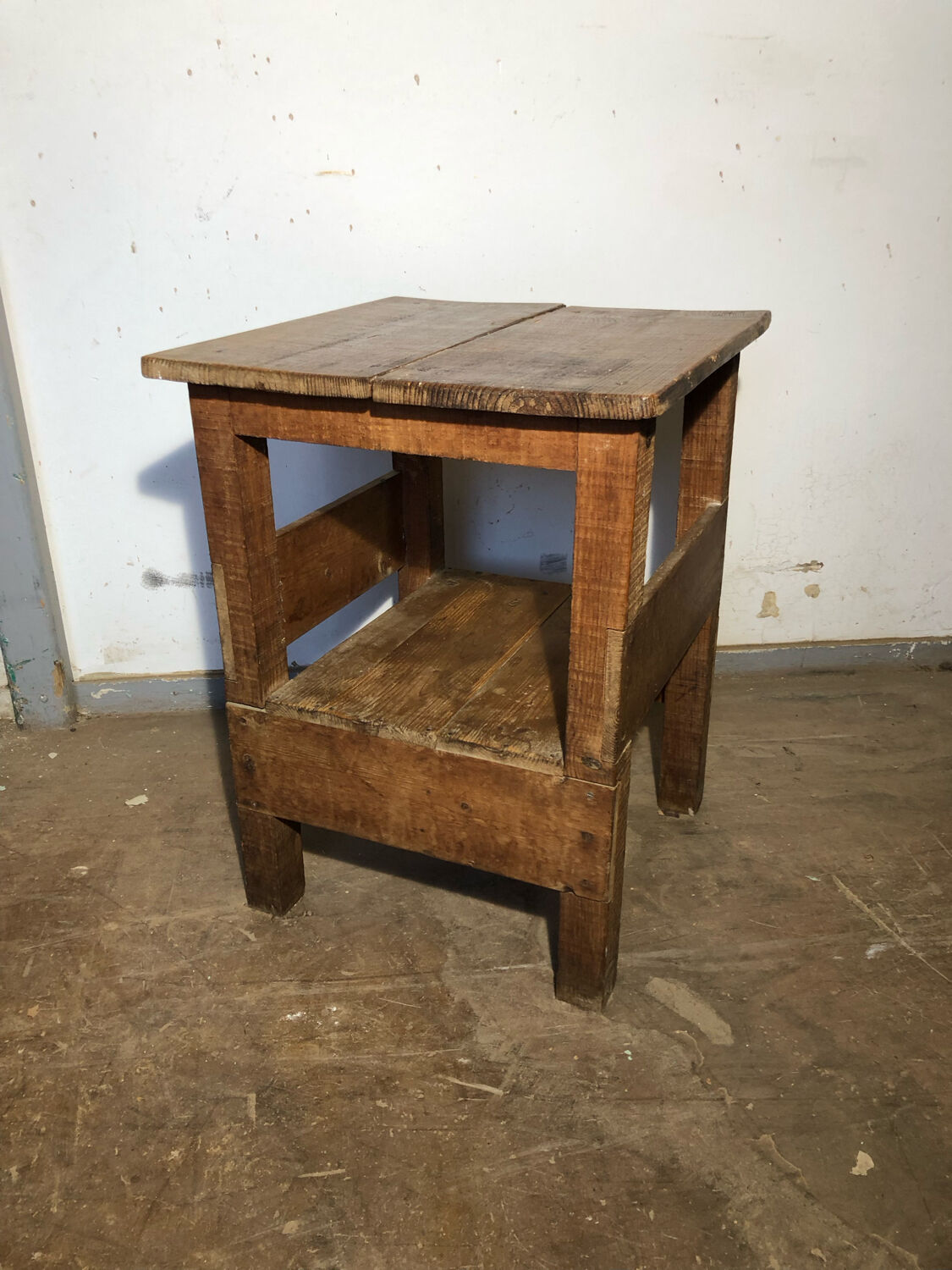 Country stool
