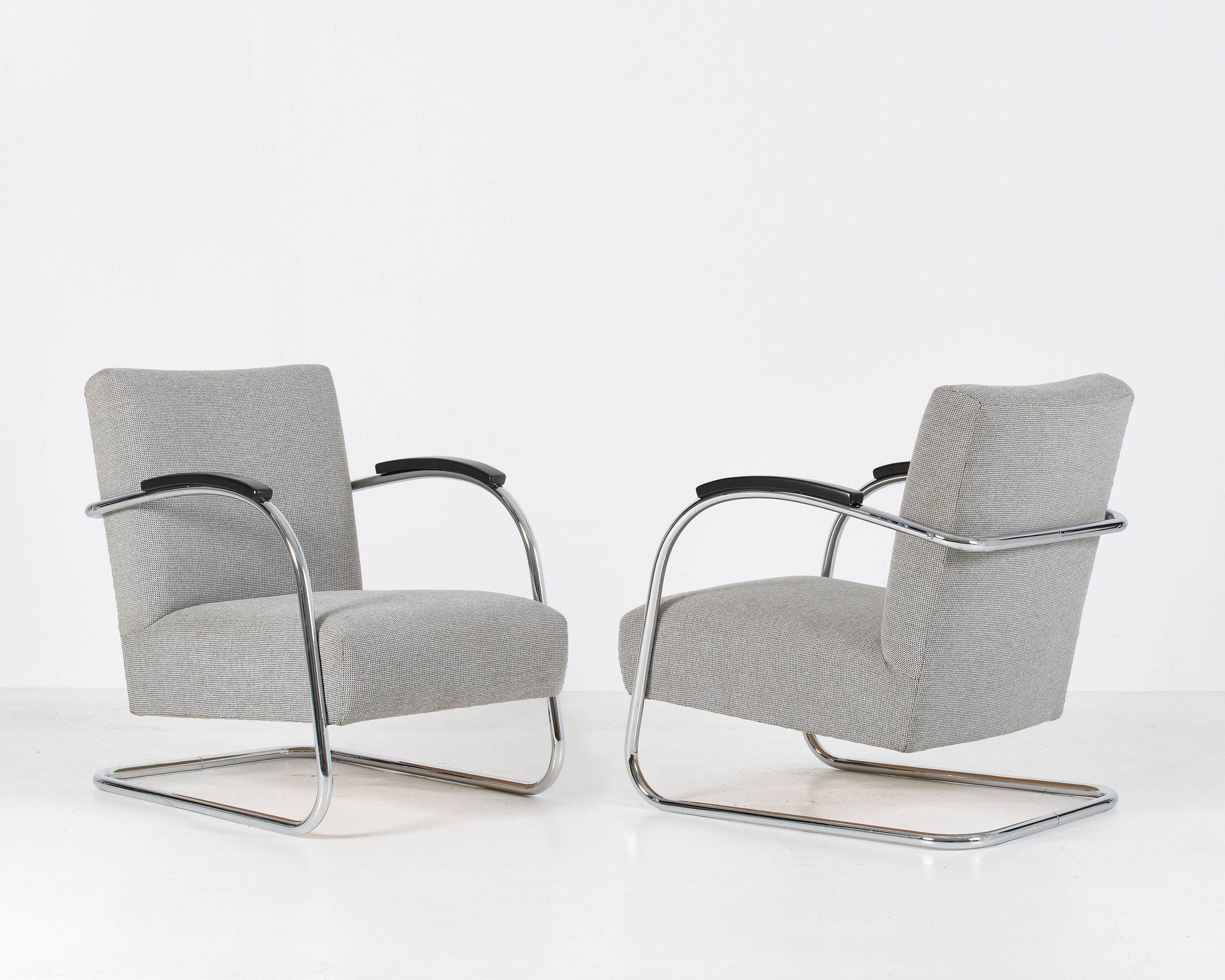 Set of 2 cantilever armchairs from Mucke & Melder, 30's