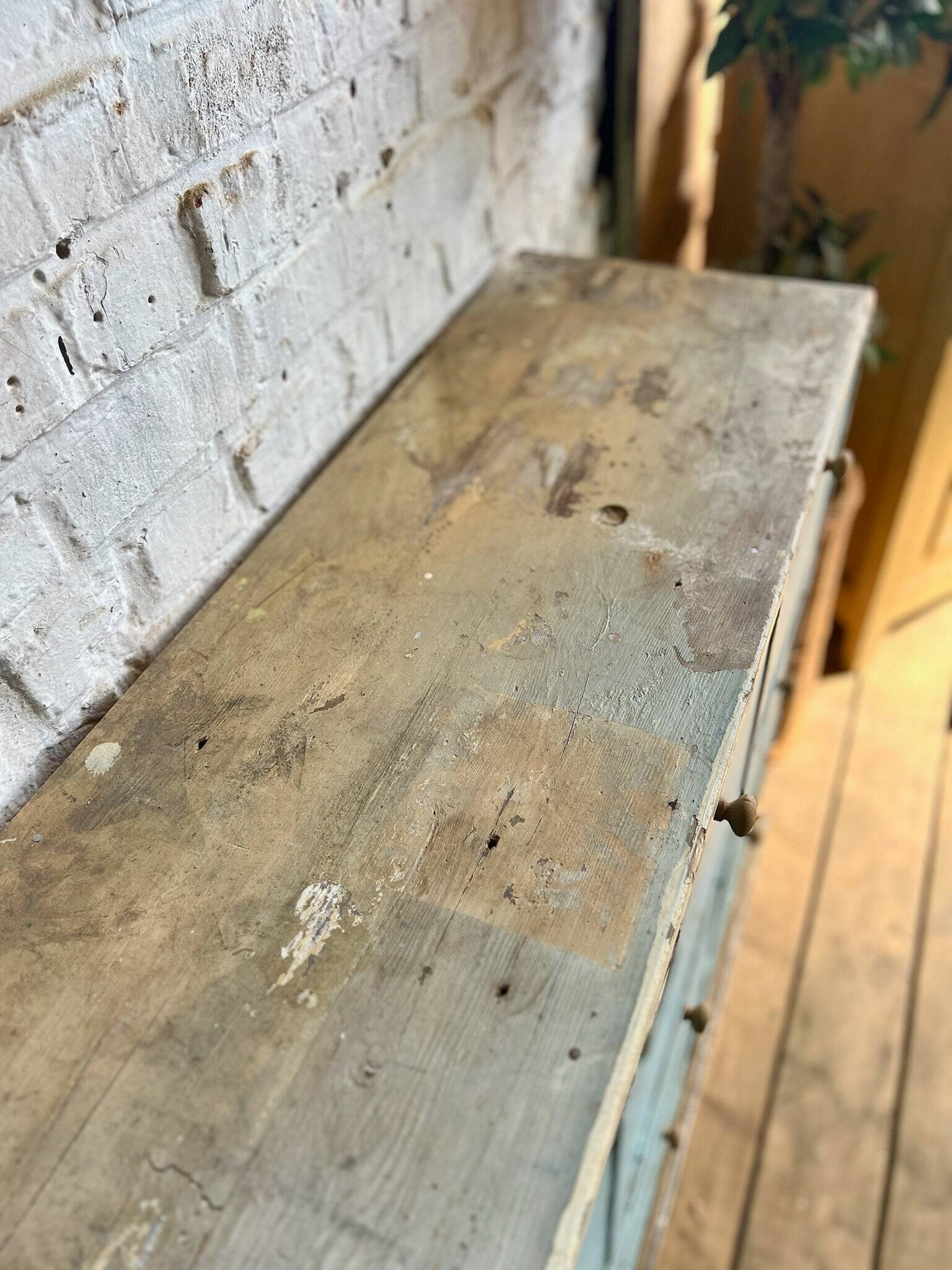 Old workshop cabinet with flaps, original patina.