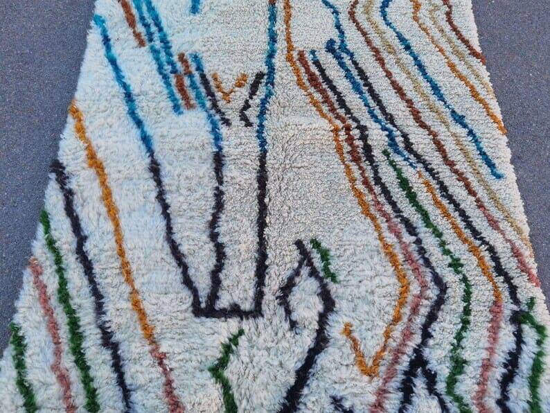 Handmade traditional Azilal Berber rug size 150 x 250 cm