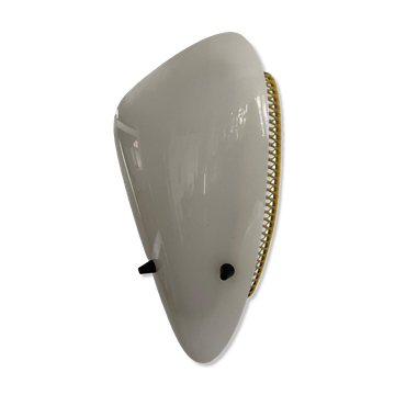 Applique simple du milieu du siècle en plexiglas blanc et métal jaune, années 1950, Allemagne