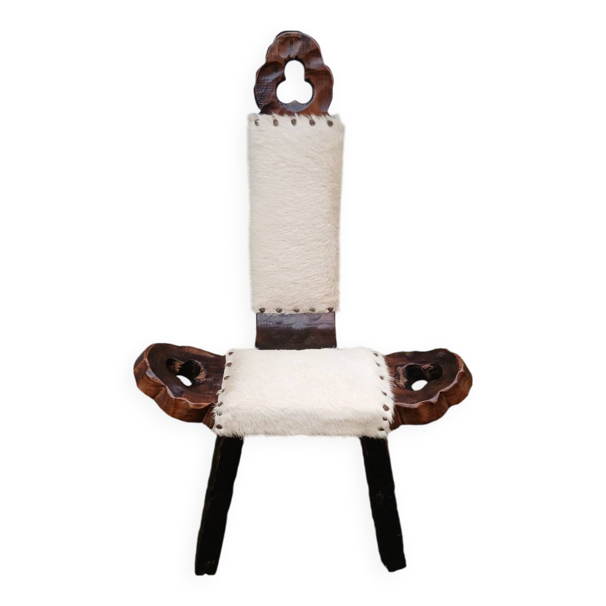 Tripod chair/stool in wood and goatskin