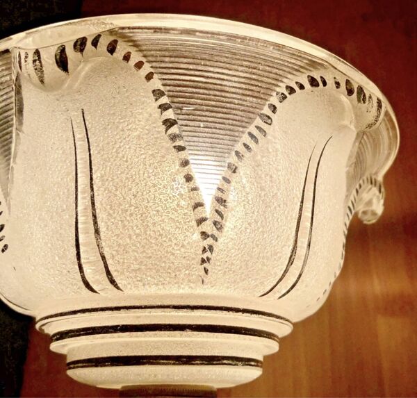 Ancienne petite lampe Art Déco 1930 vasque dorée Ezan un