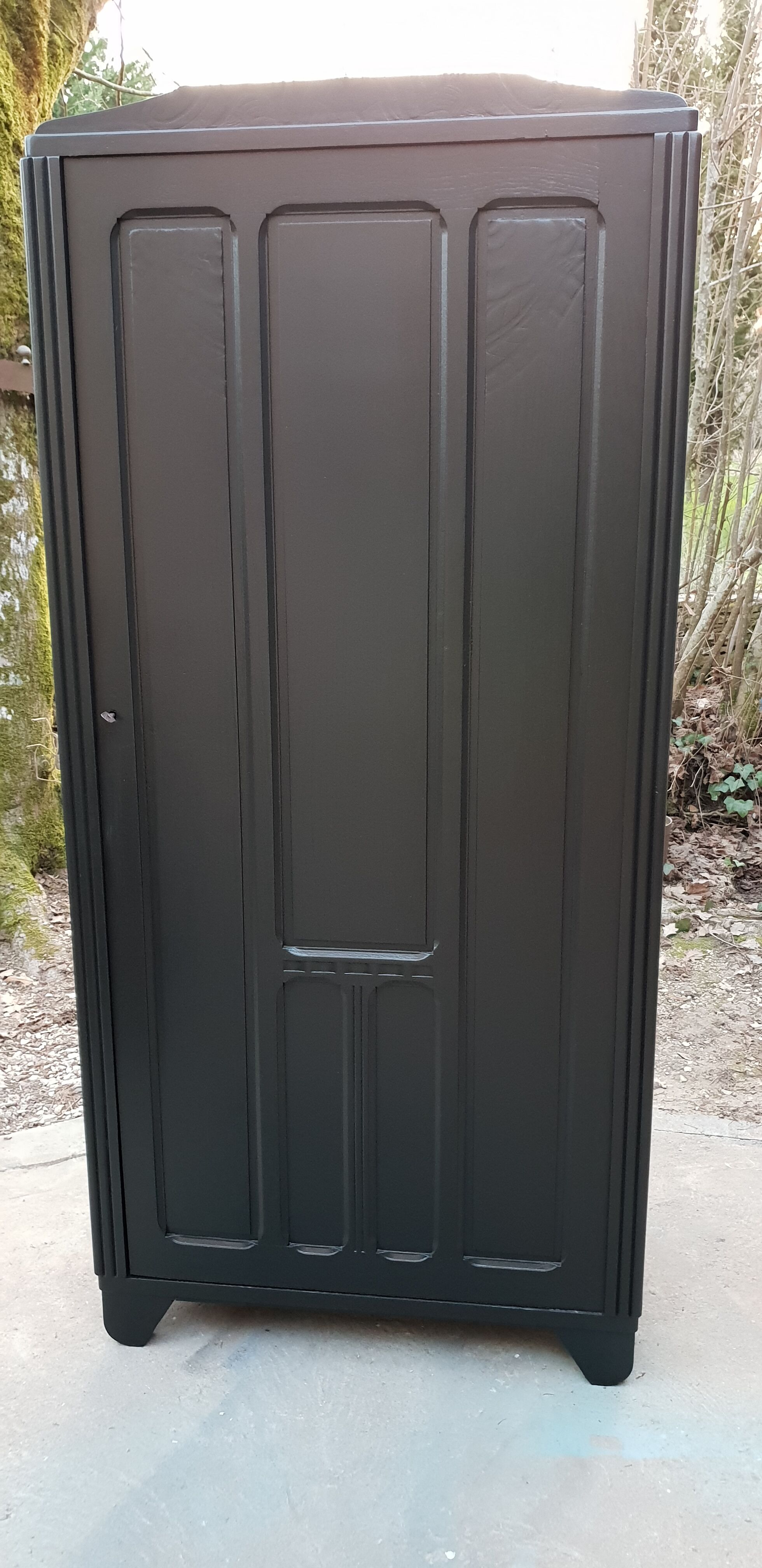 Black paris wardrobe