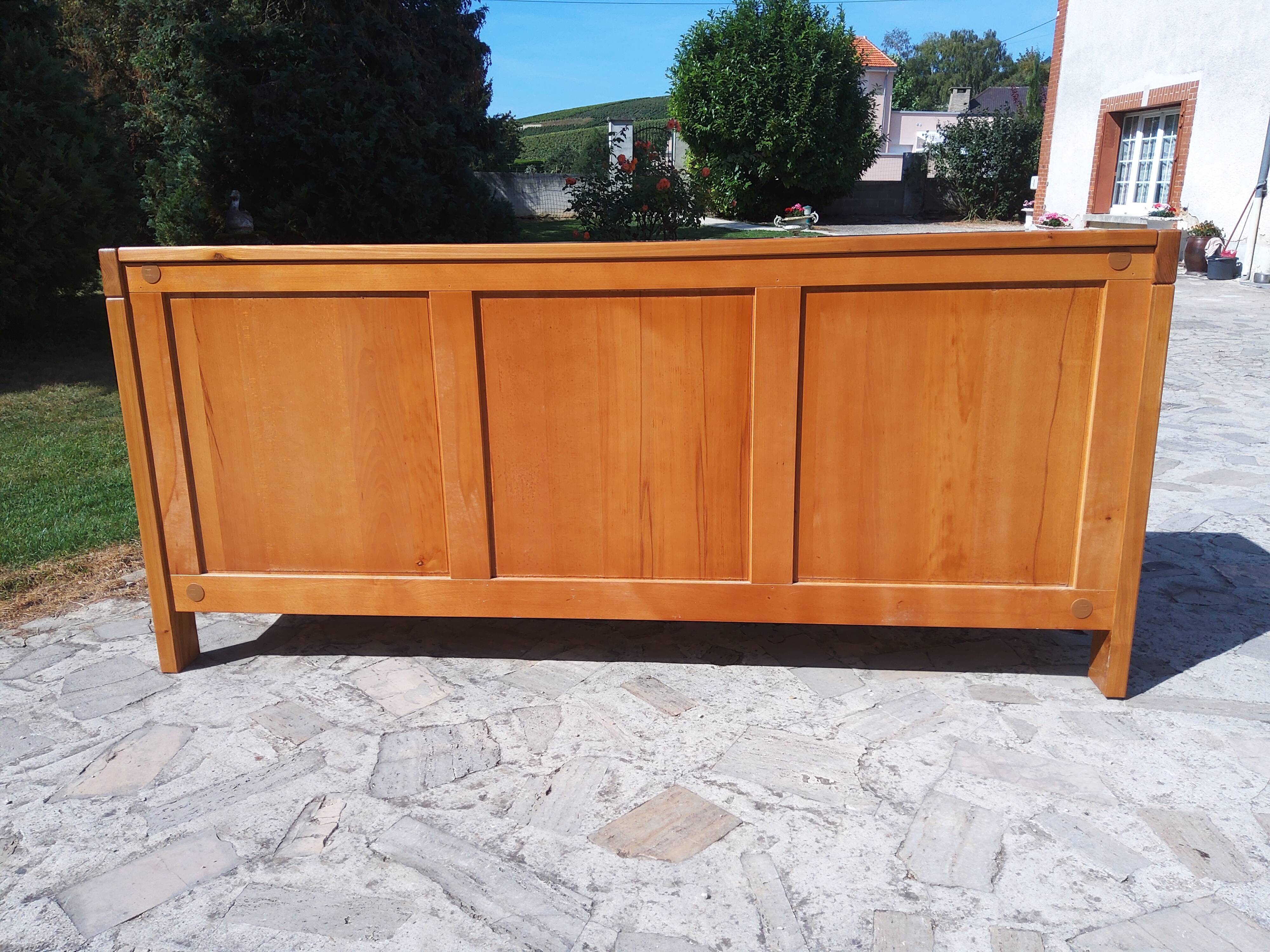 Sideboard