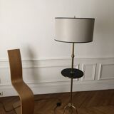 Tripod floor lamp with adjustable height and shelf from the 1960s.