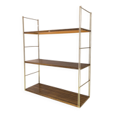 Golden wire shelf in metal with a wood effect.