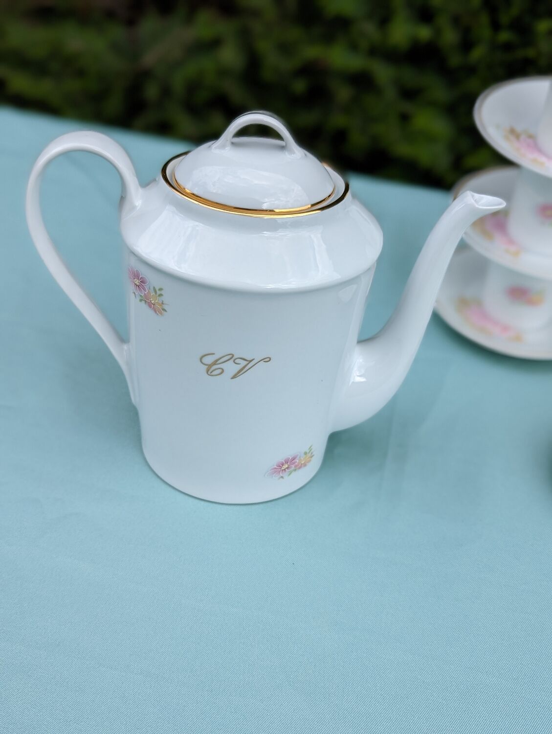 Service à café en porcelaine de Limoges