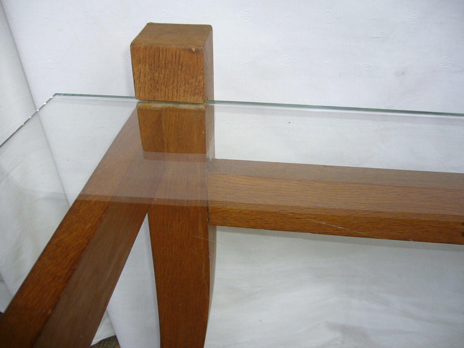 Wooden coffee table with glass tray 70s/80s