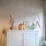 Vintage Parisian buffet-minded countertop