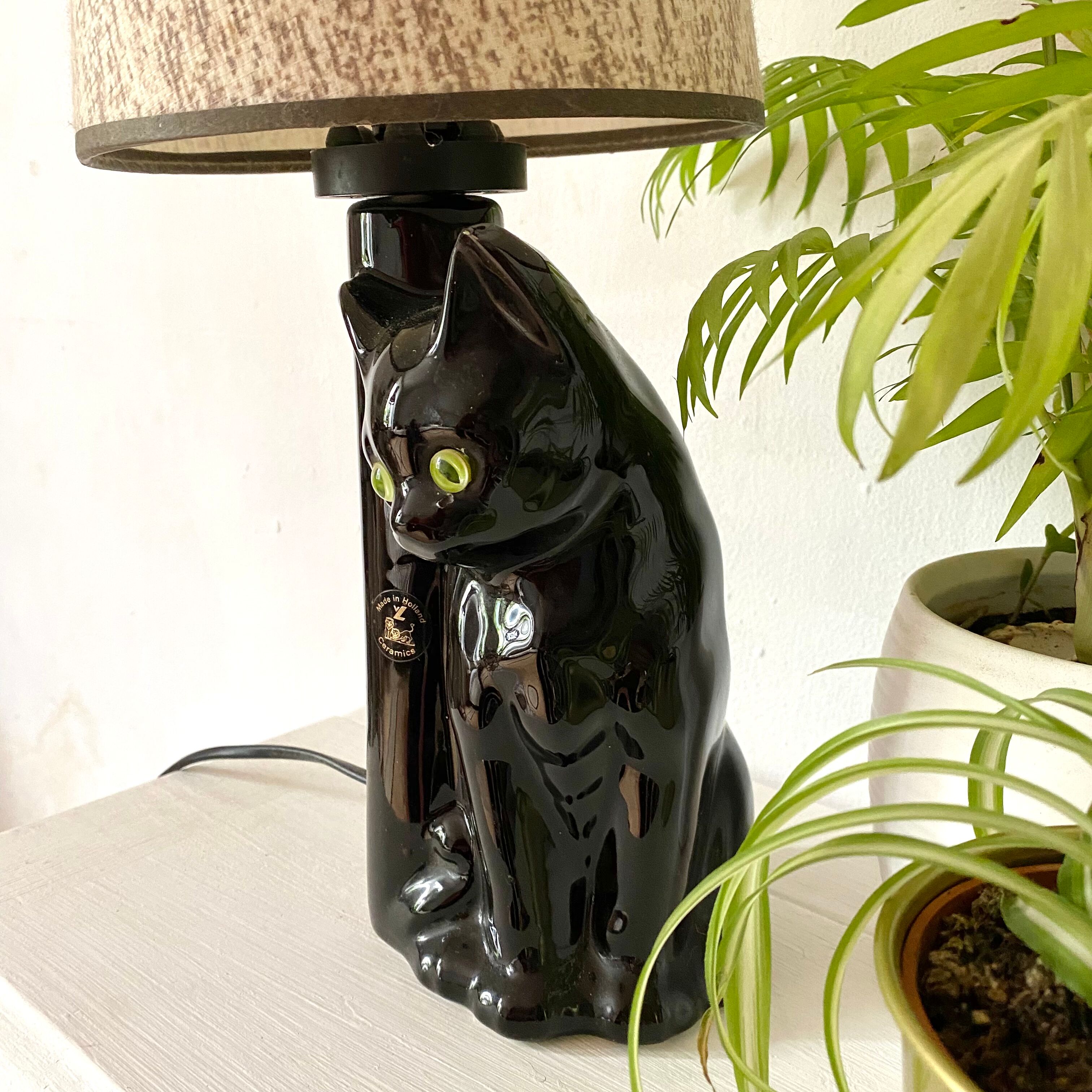 Vintage cat lamp