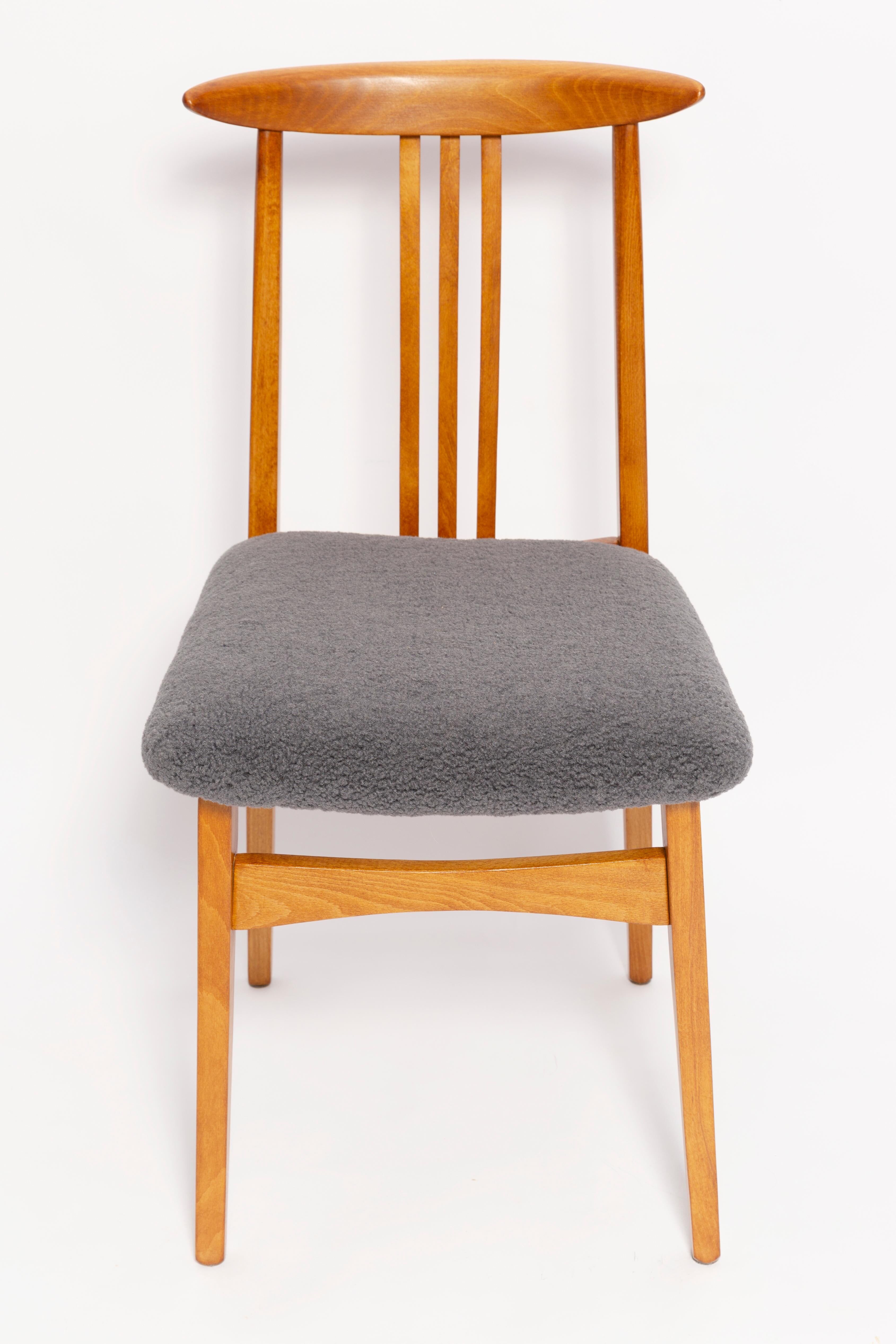 Mid-Century beech wood chair with grey boucle fabric, M. Zielinski, Europe, 1960.