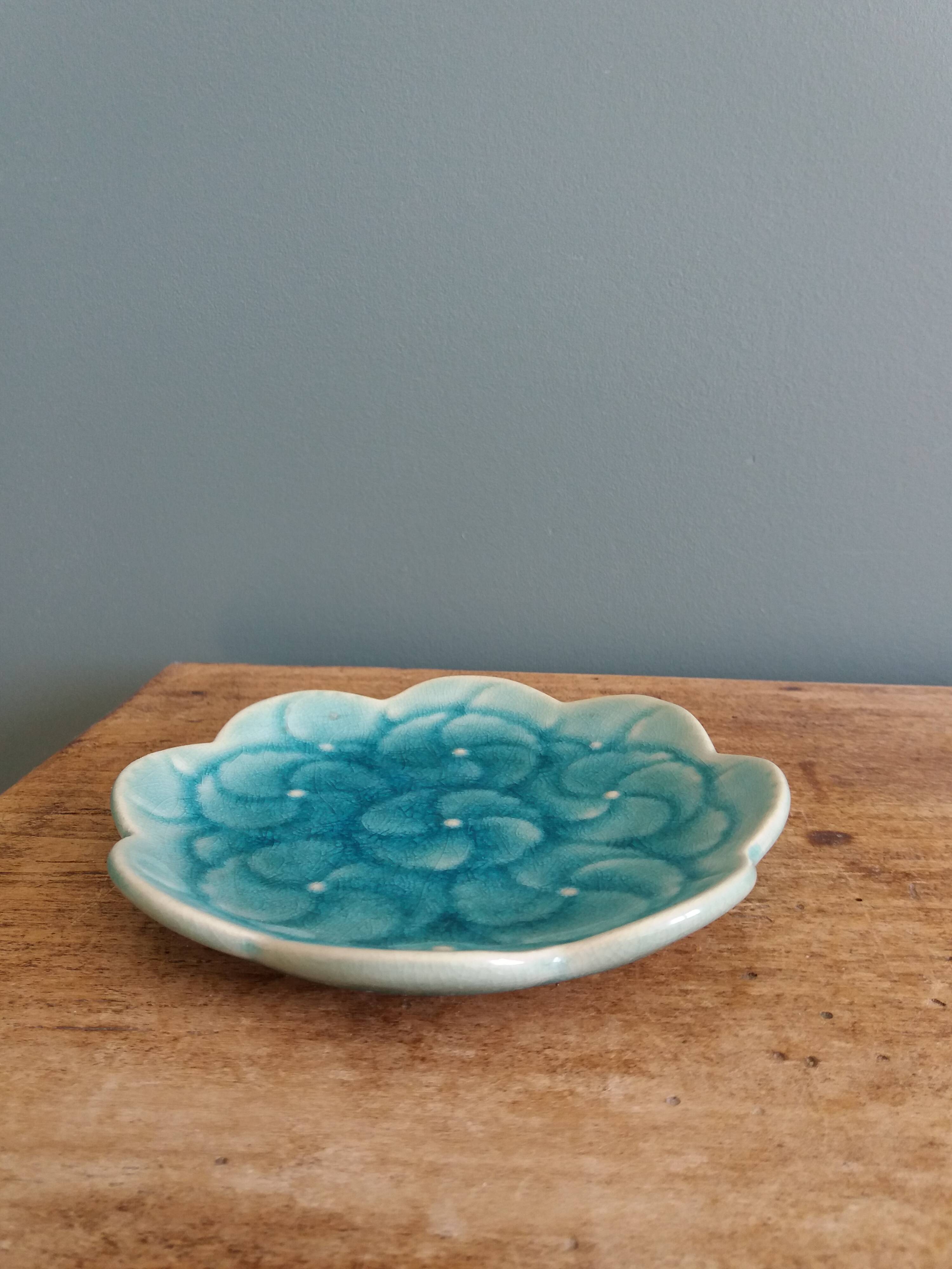 Vide poche fleur turquoise estampillé LBMDJ