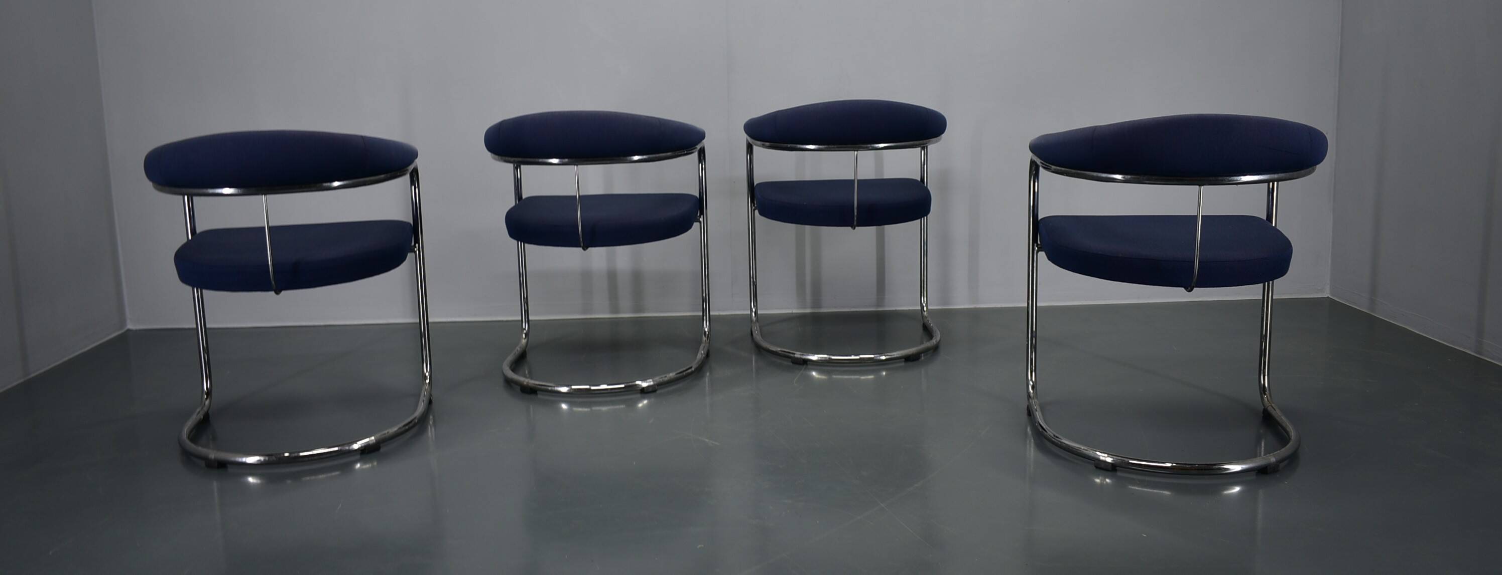 Anton Lorenz for Thonet "Ss33" Set of 4 chrome Armchairs in blue fabric , 1970s