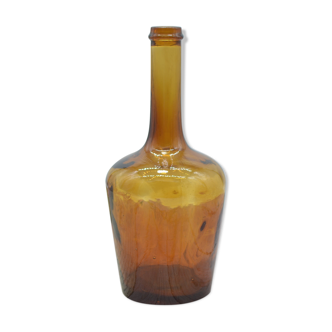 Lady jeanne in amber glass irregular appearance