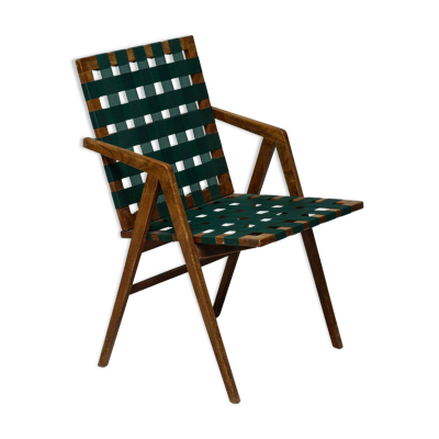Fauteuil italien du milieu du siècle en noyer avec sangles, dans le style de Franco Albini