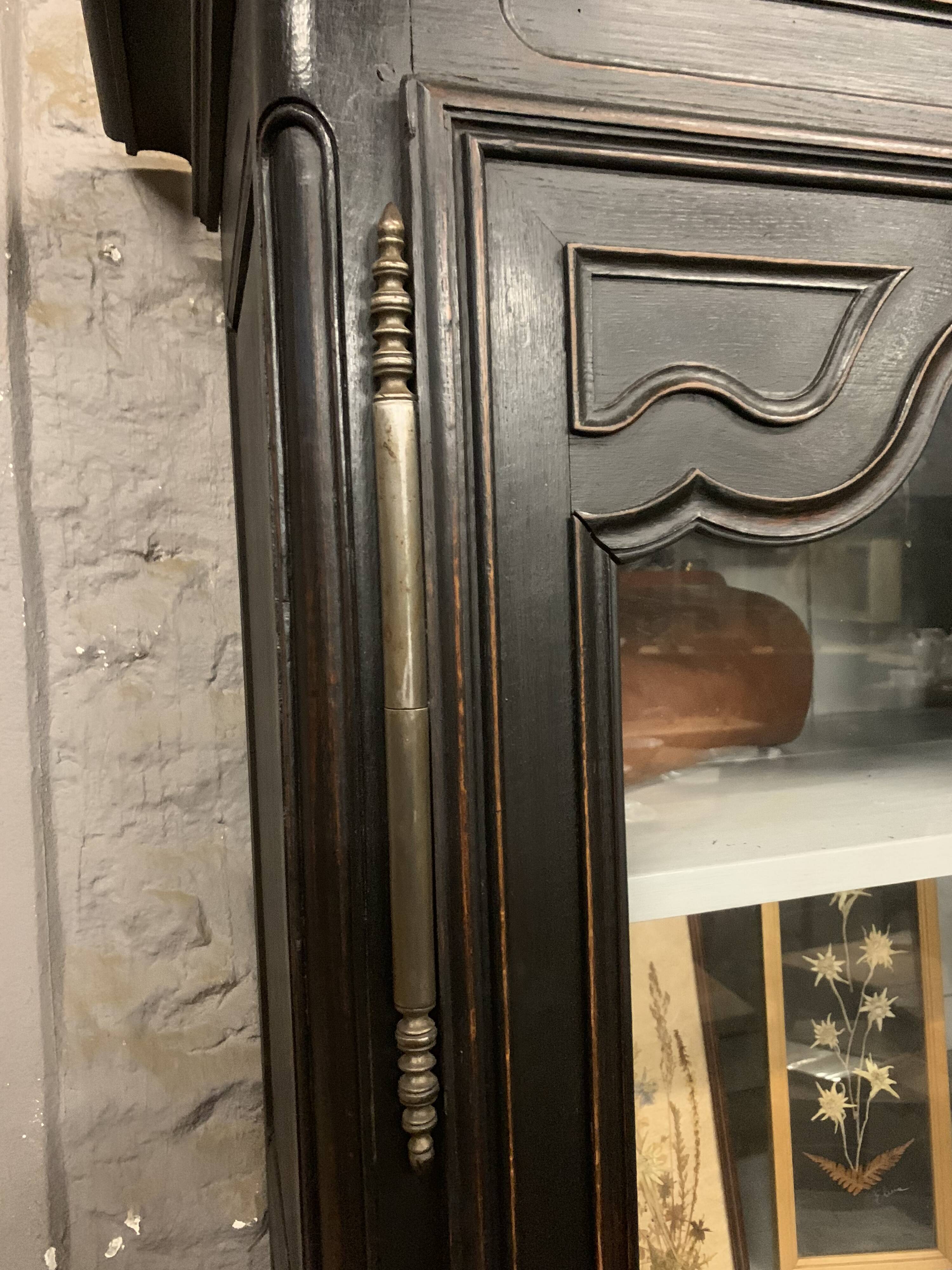 Old library in oak 19th