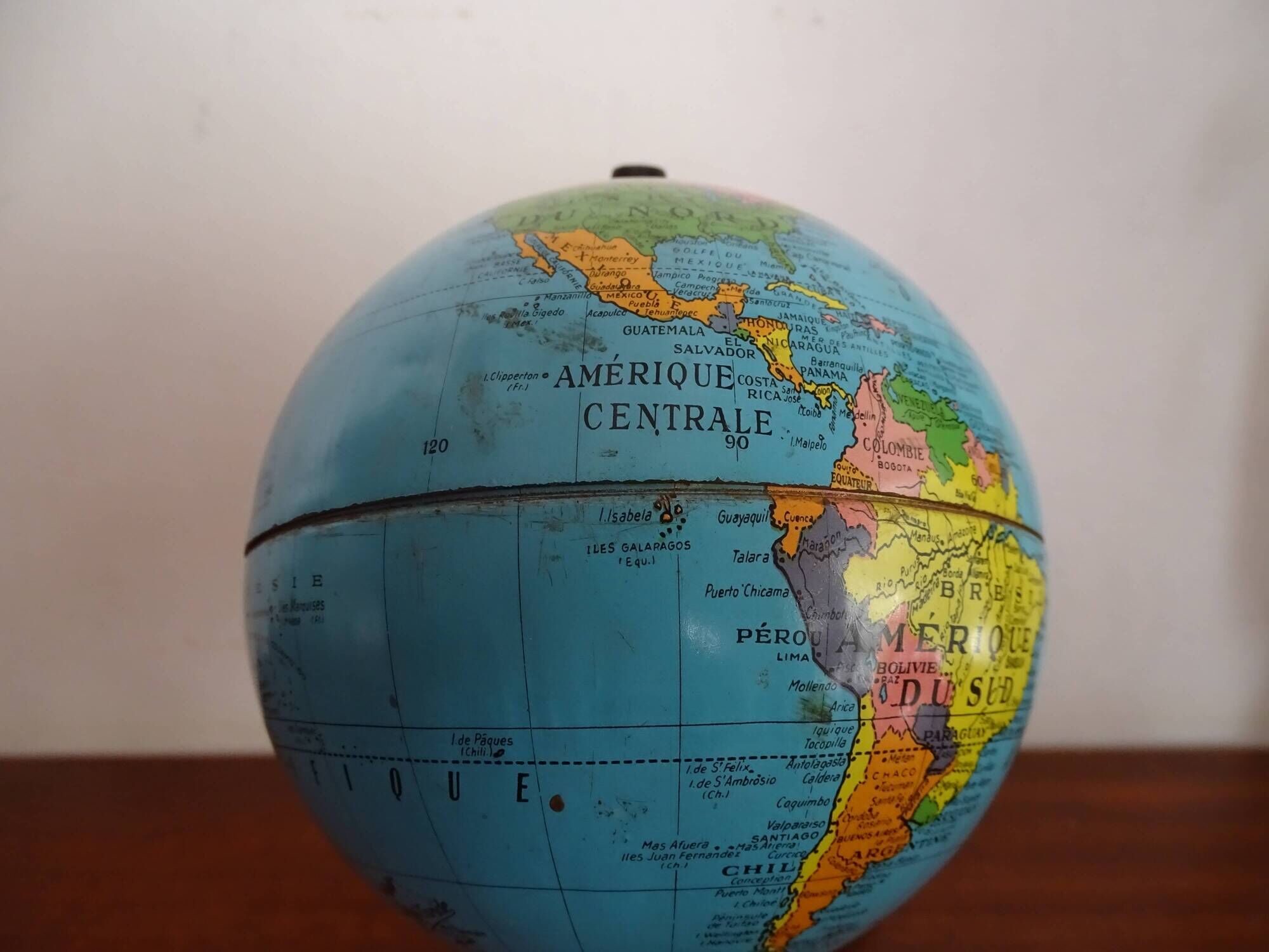 World globe sheet metal map taride cards vintage 50 60 - ø 12.5 cm