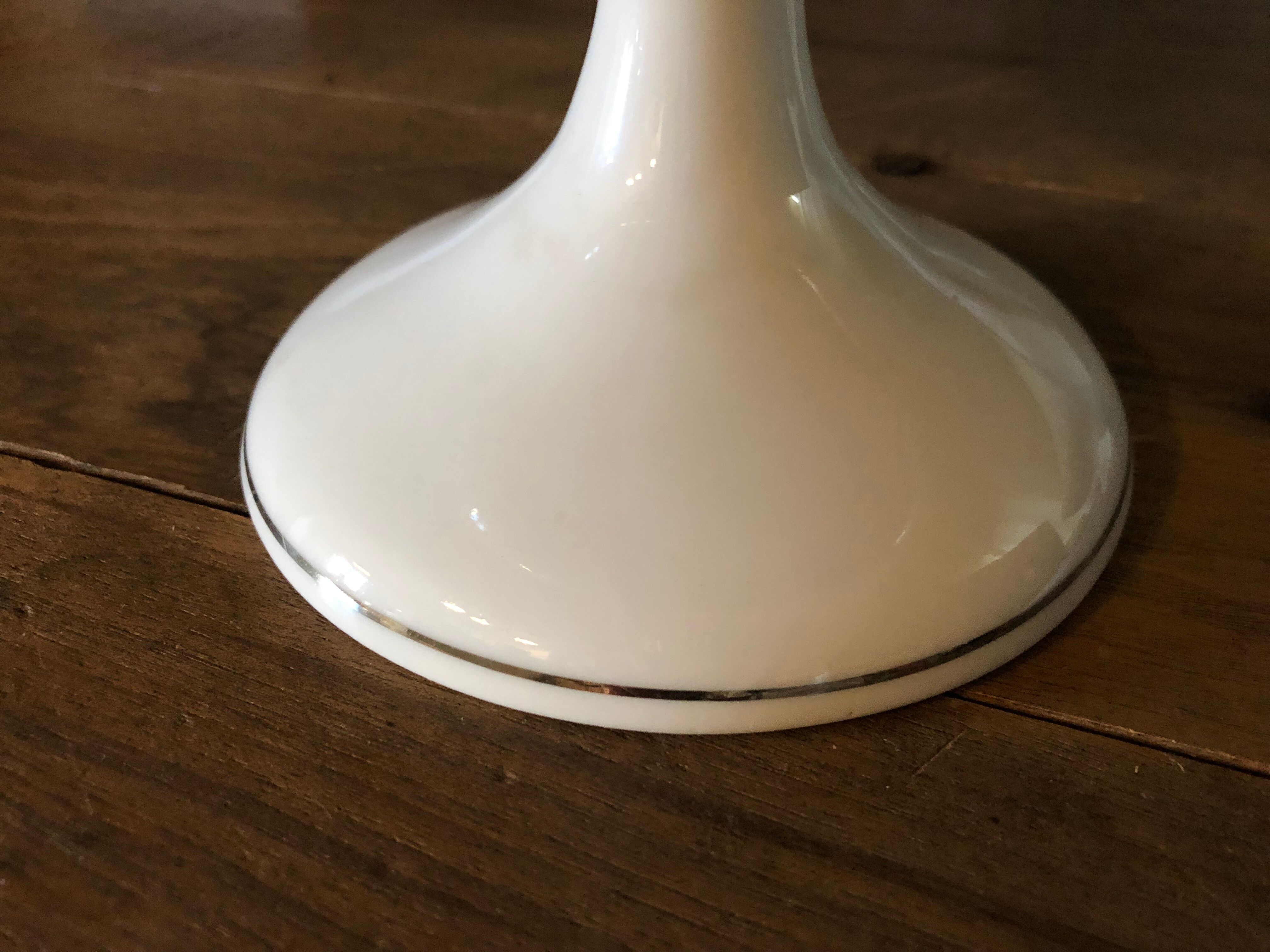 Porcelain dish