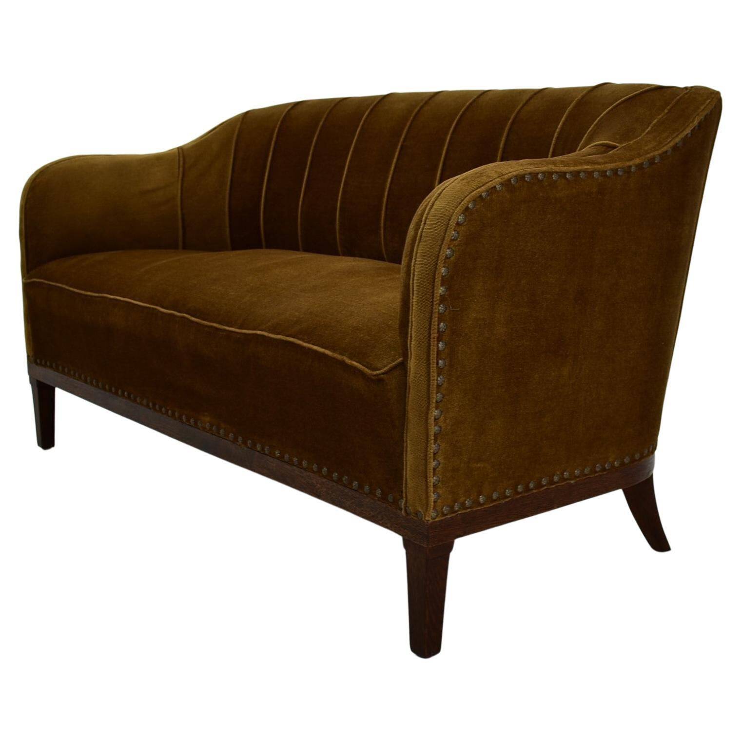 1930s Art Deco sofa, Czechoslovakia