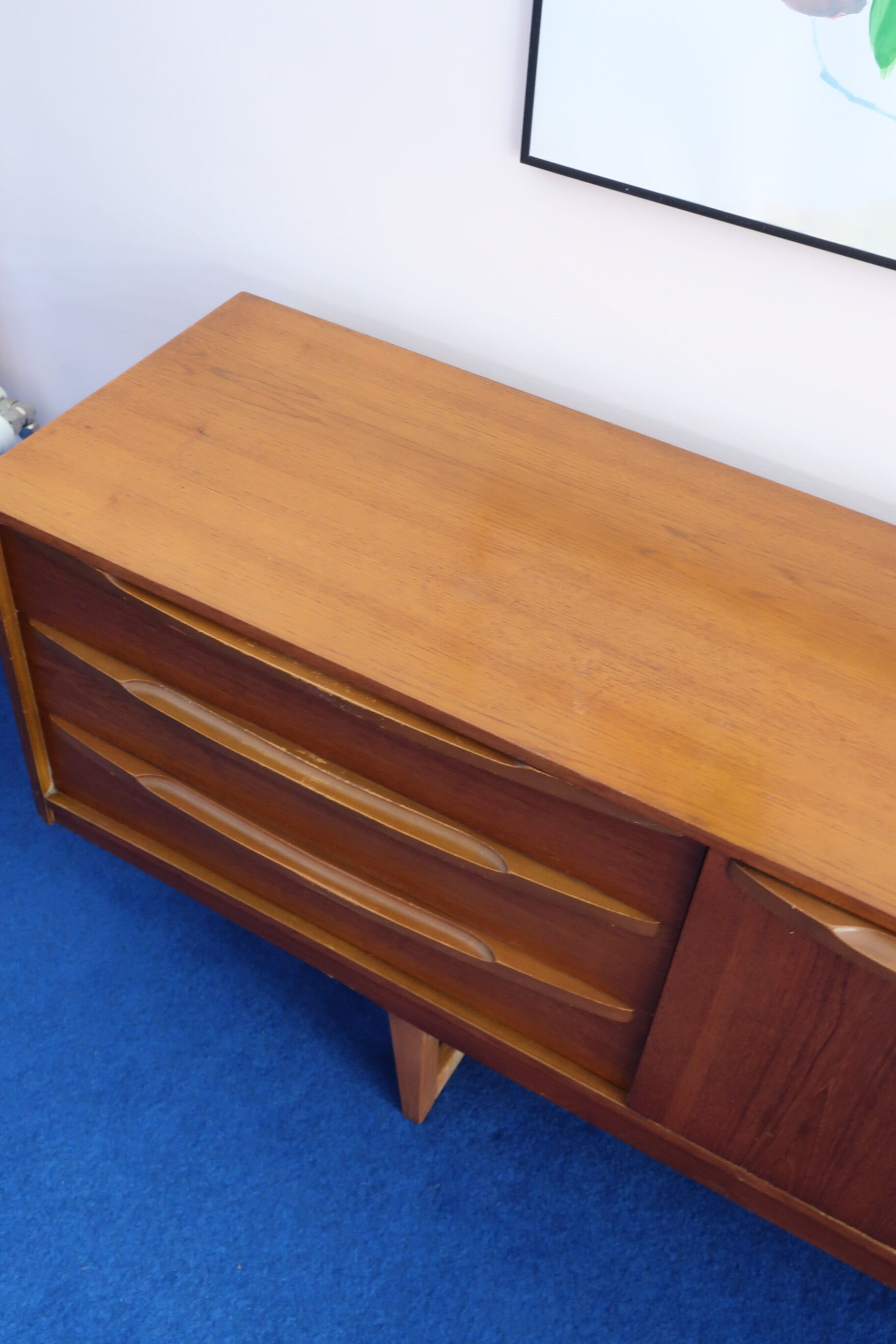 Teak sideboard of the 60s U-shaped base
