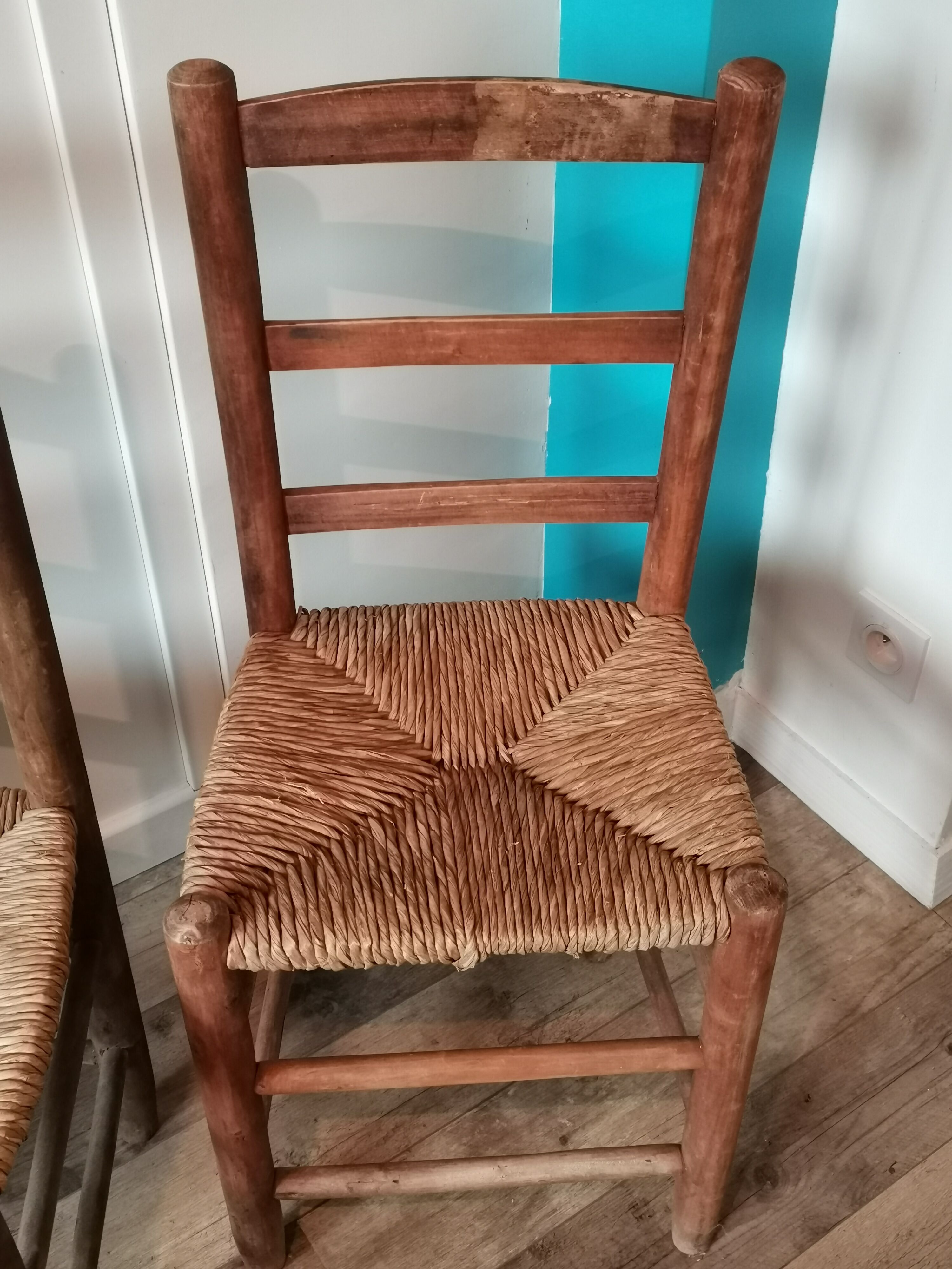 St of 2 raw wood and straw chairs