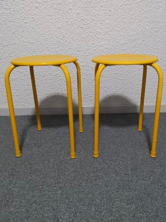 Tabourets industriel jaune en métal