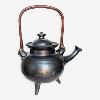 Ceramic kettle signed Jean Marais