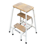 Folding step stool in solid wood and white steel