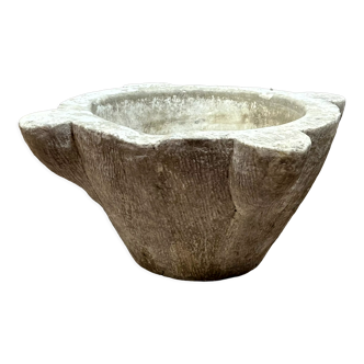 Apothecary mortar in marble stone seventeenth century