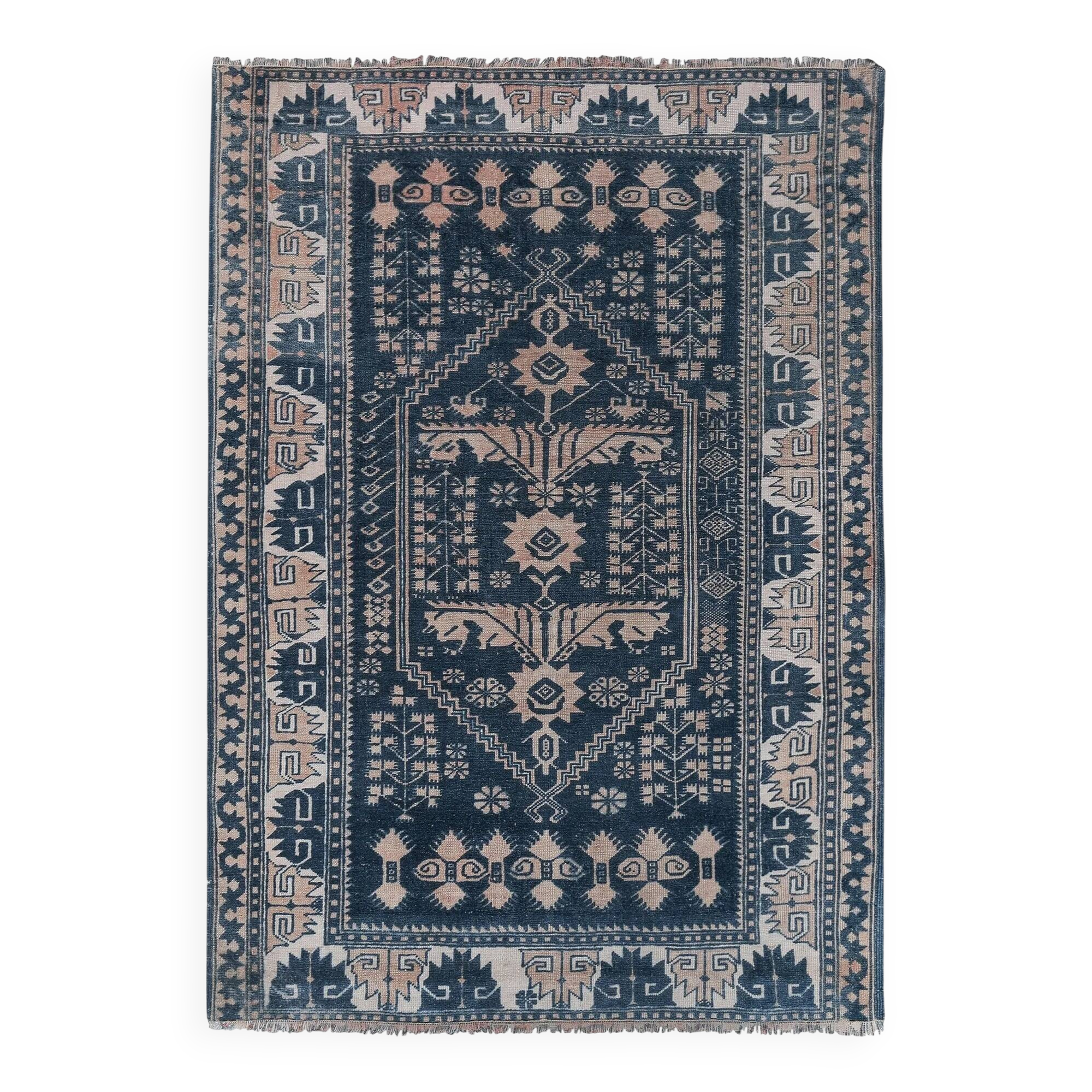 Vintage handmade Turkish rug 118x171 cm