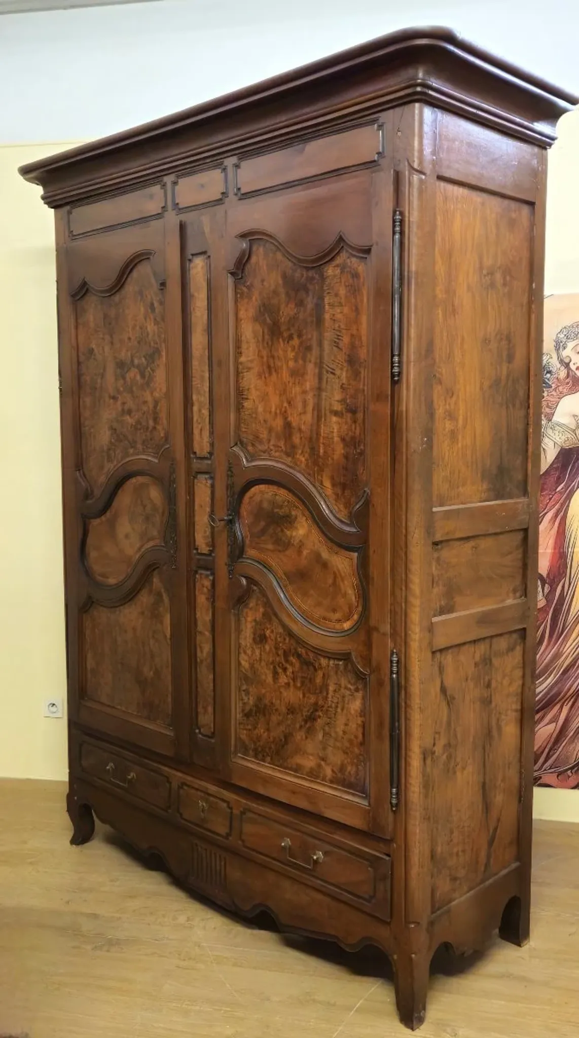 Large antique walnut and burr wood wardrobe – Louis XV period