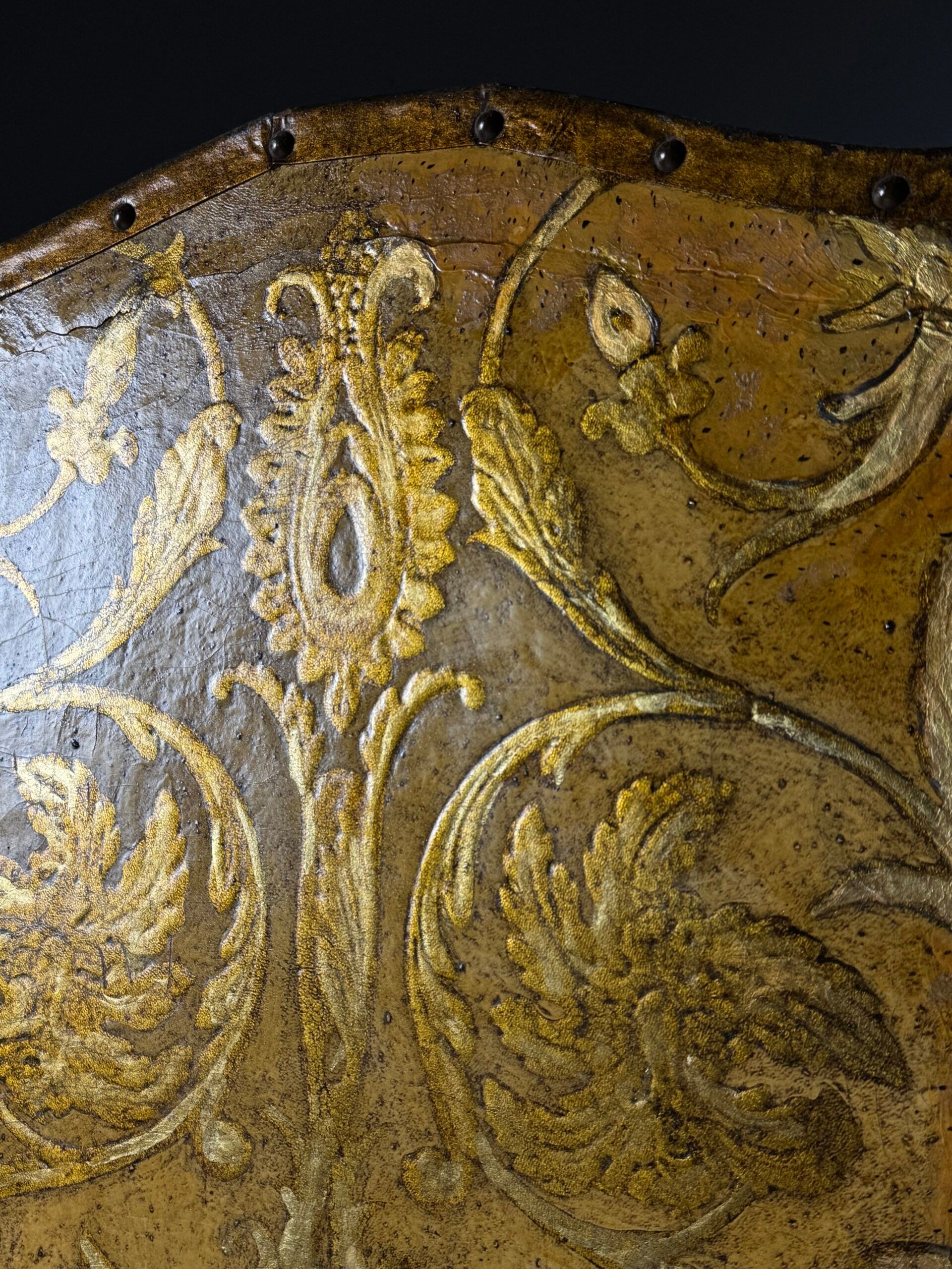 Paravent jaune et doré du 19ème siècle