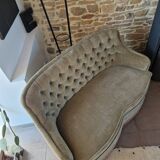Toad sofa