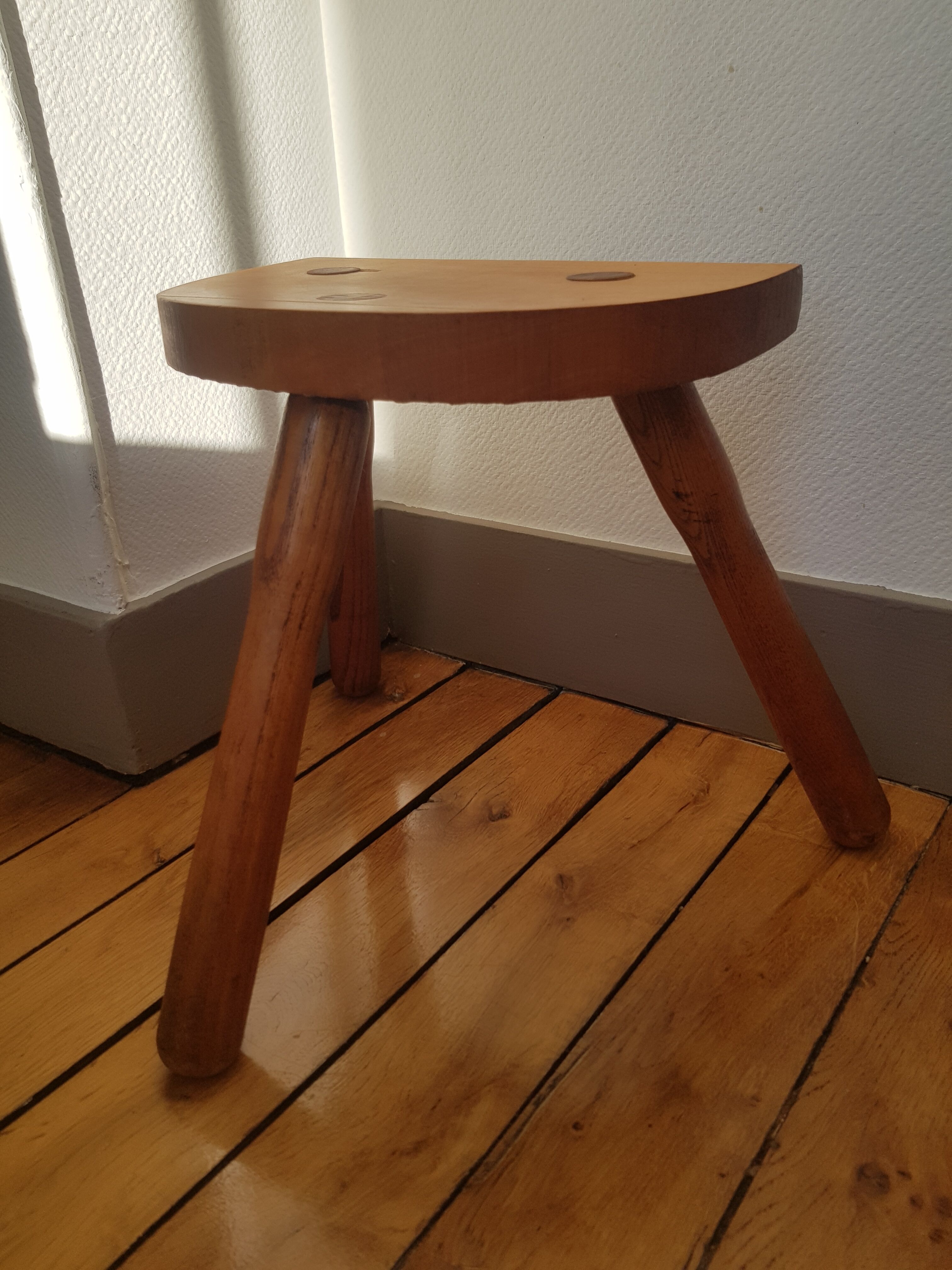 Massive wooden tripod stool
