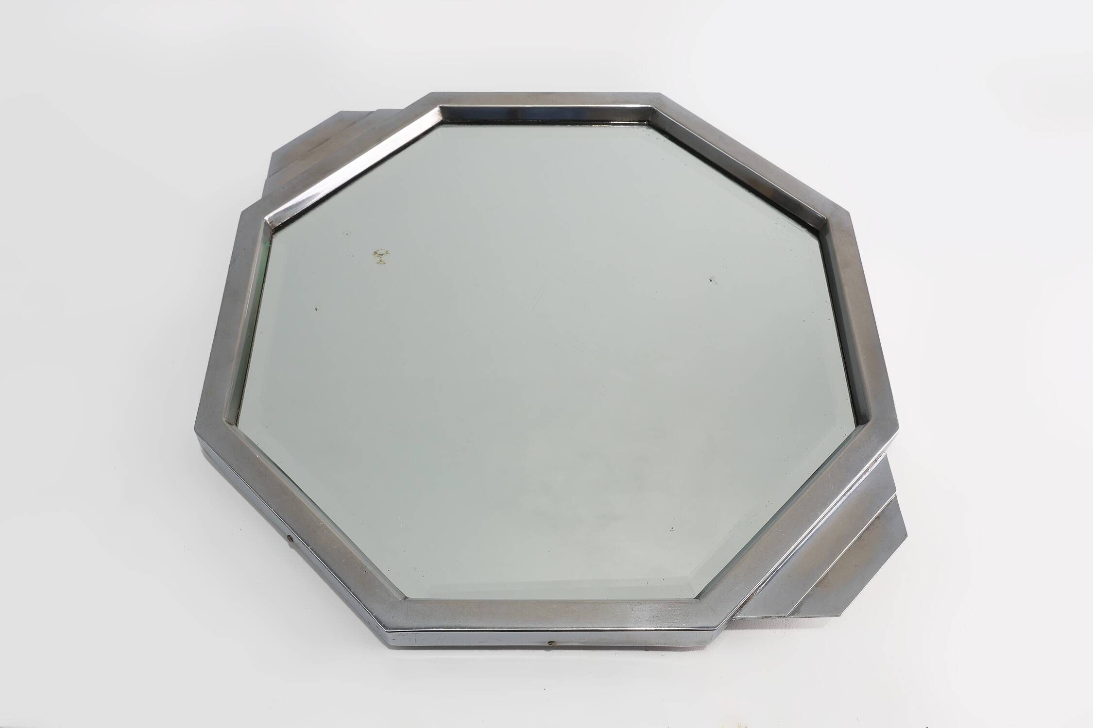 French Art Deco geometric octagonal Chrome and Mirrored Plateau, circa 1930