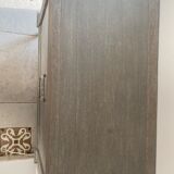 Loaf chest of drawers