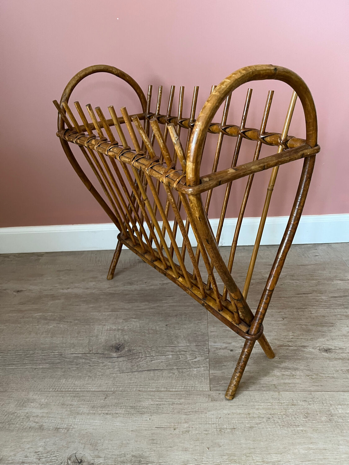 Rattan wicker magazine rack